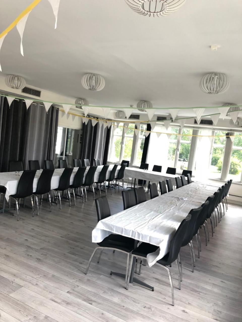 Hotell Restaurang Naemforsen Näsåker Exteriér fotografie
